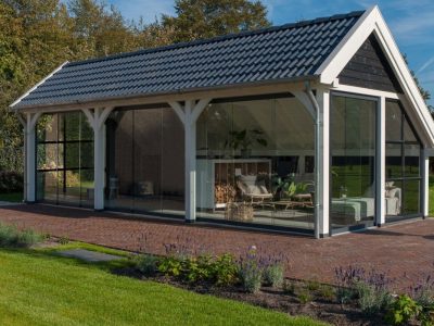 Buitenverblijf met zadeldak De Hoeve