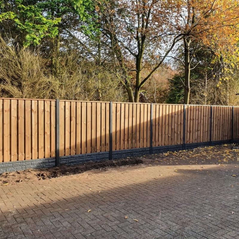 Nobifix met premium antraciete betonpaal en rot motief